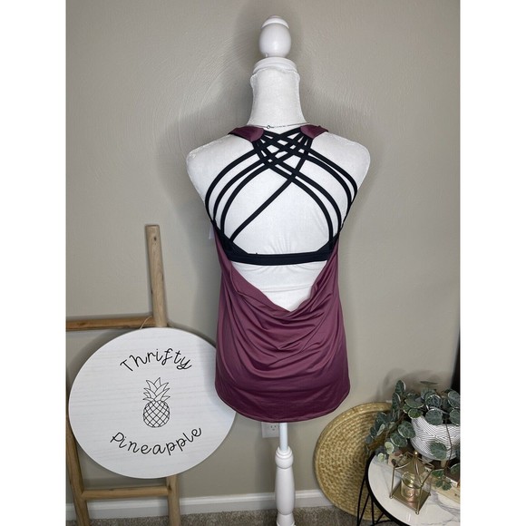 icyzone Yoga Tops Workouts Clothes Activewear Built in Bra Tank Tops for Women S - Picture 1 of 12